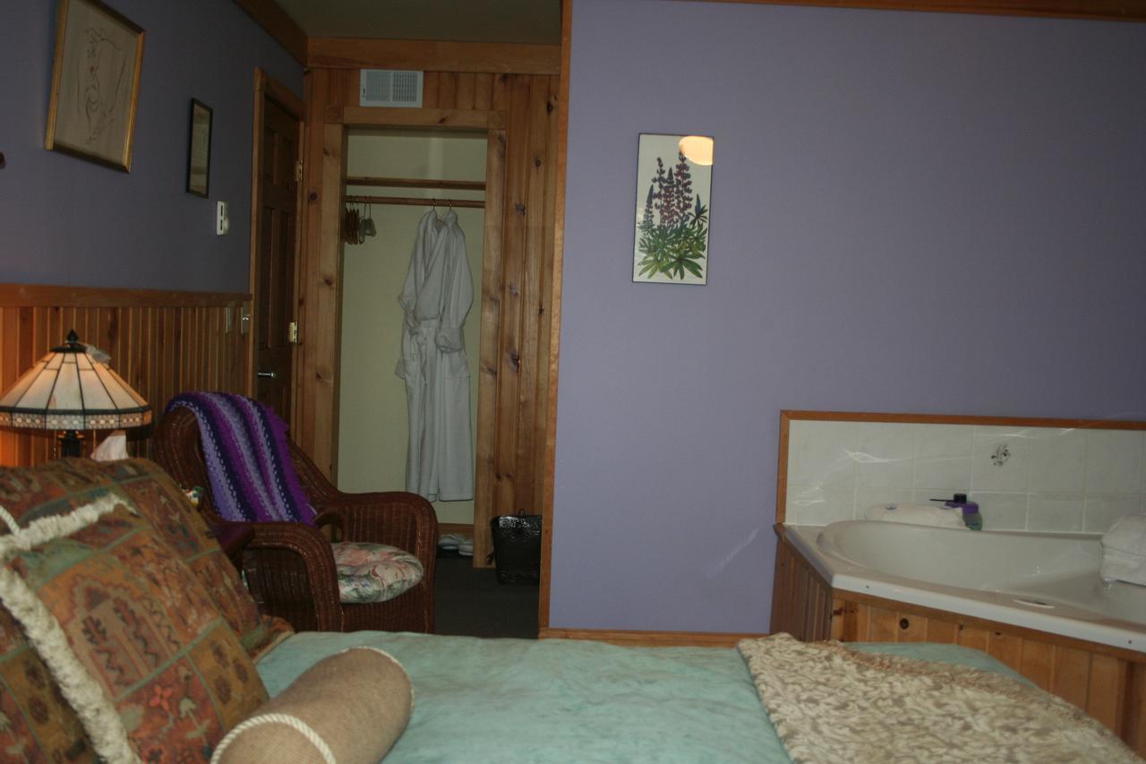 Poplar Creek Guesthouse Grand Marais Exterior photo